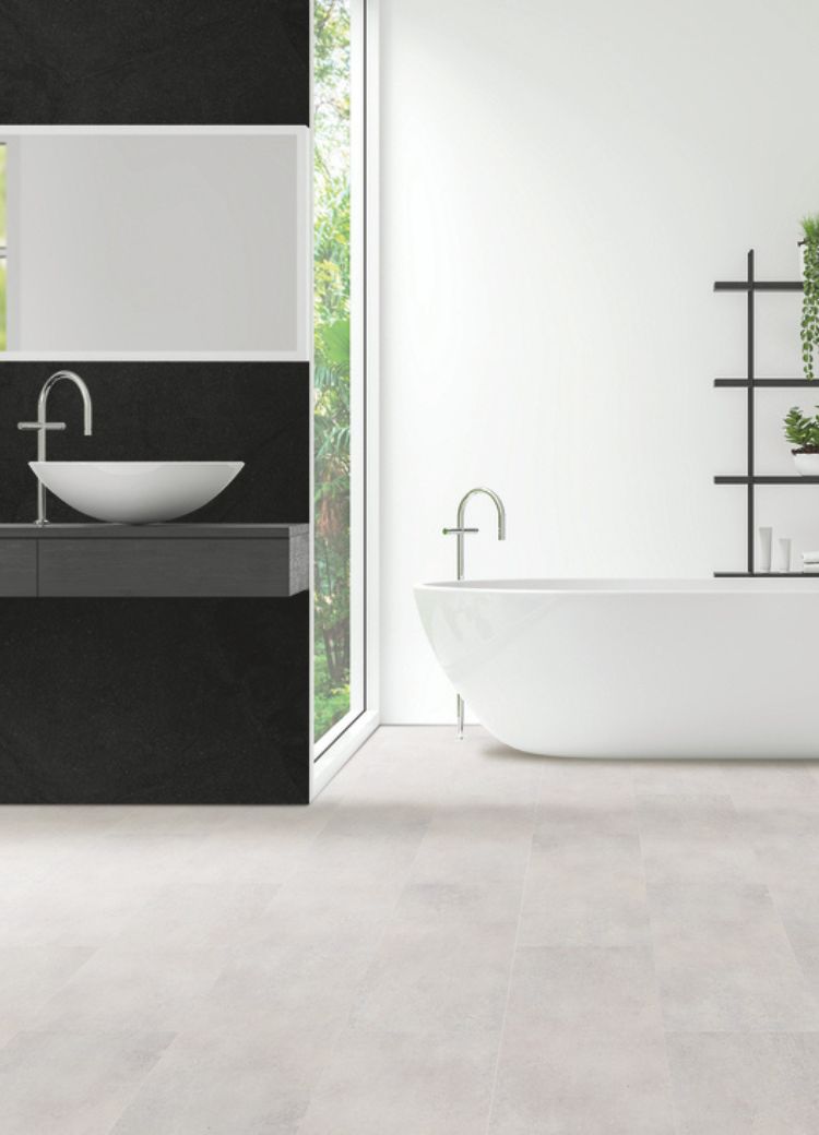 bathroom design in a bright Florida bathroom with luxury vinyl flooring